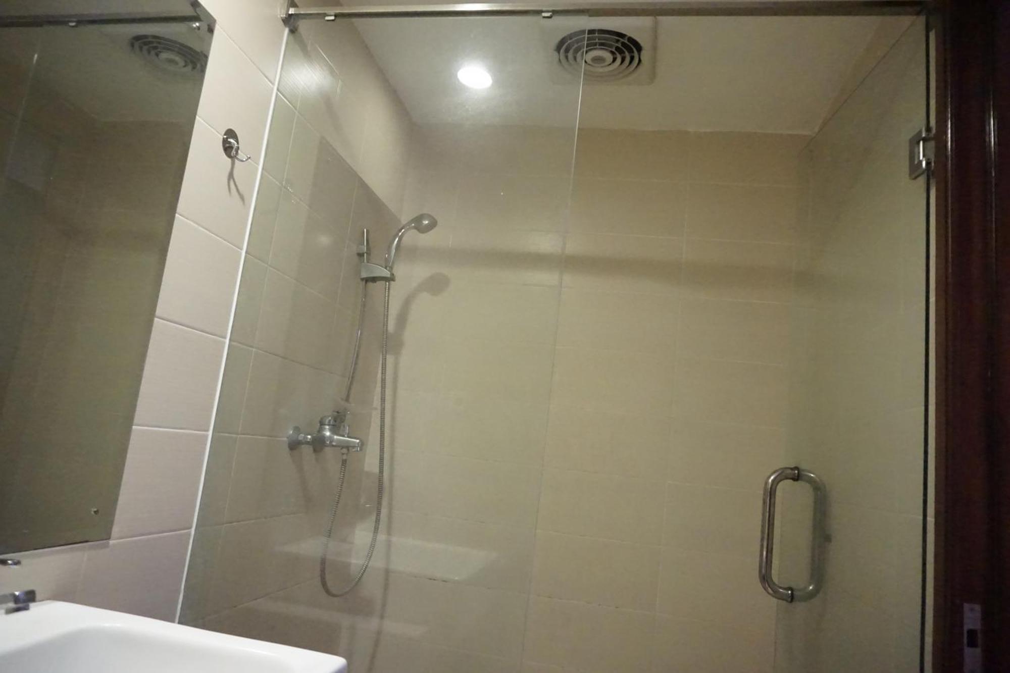 Votel Viure Hotel Jogjakarta Maguwo Exterior photo