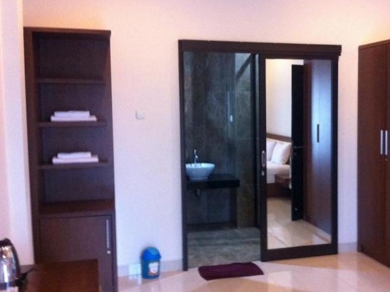 Votel Viure Hotel Jogjakarta Maguwo Exterior photo