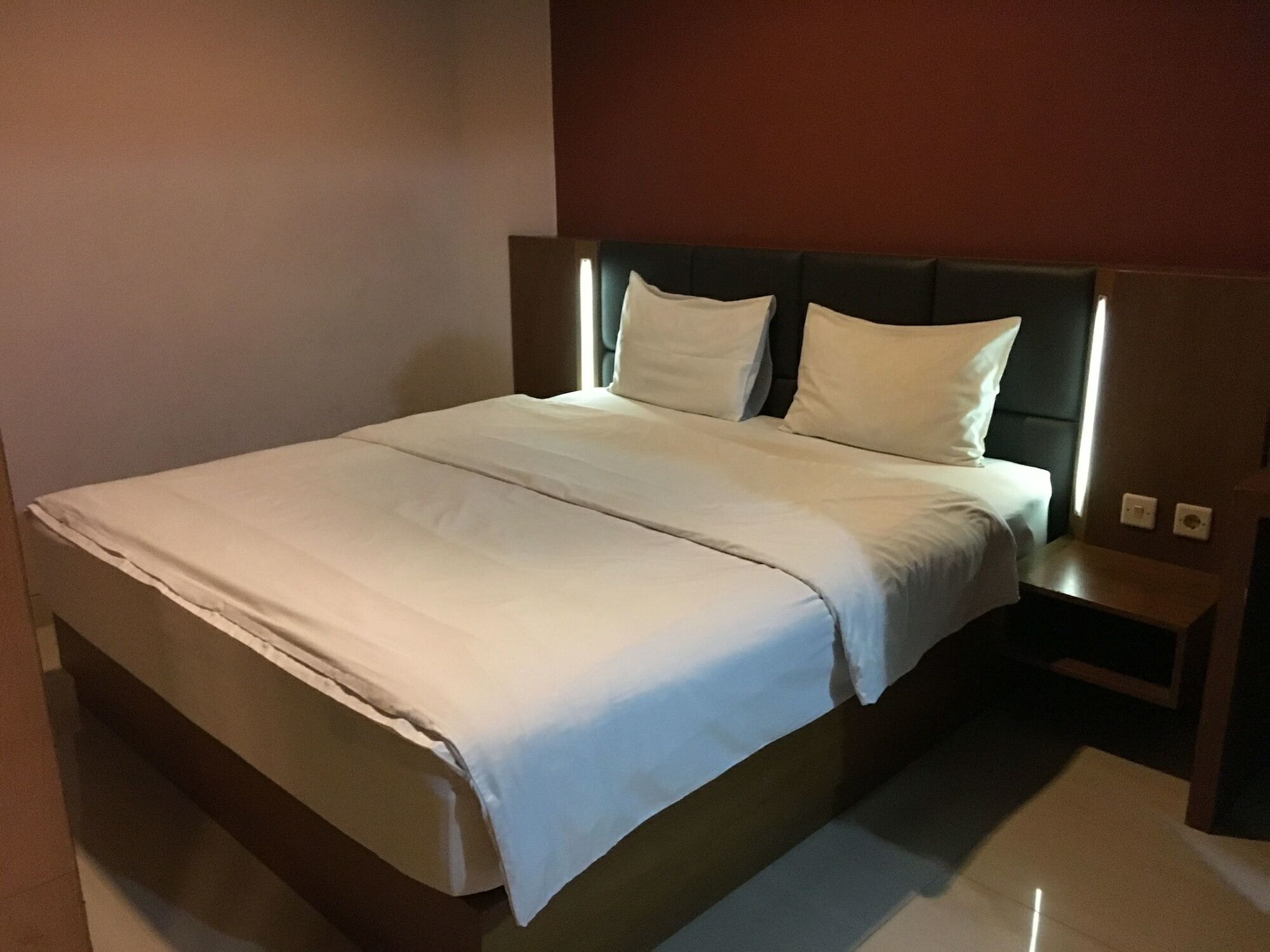 Votel Viure Hotel Jogjakarta Maguwo Exterior photo